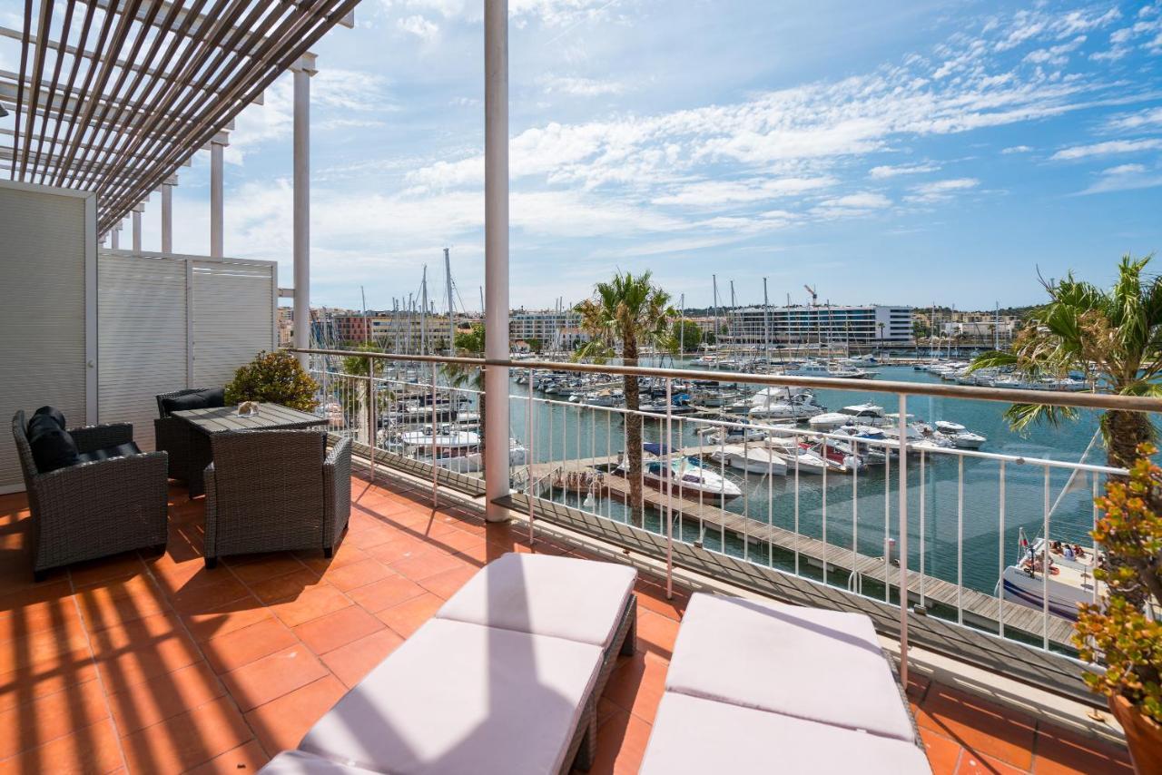 Stunning 2-Bed Penthouse In Lagos 250M From Beach Exterior photo